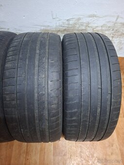 Letní pneu 235/40/19 - 3