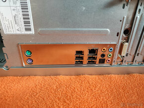 Foxconn N15235 - Packard Bell + E4500 + 2GB - 3