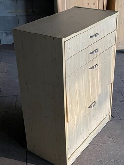 Prodej dřevěné komody - 3