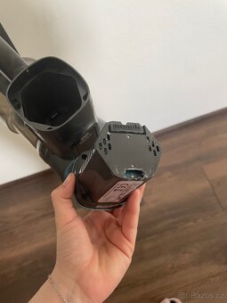 Nefunkčni tyčový vysavač ETA fenix - 3