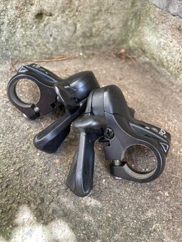 Řadící páčky Shimano Deore M511 3x9 - 3