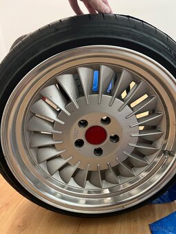 Krásná kola Ispiri s pneu Dunlop sport max - 3