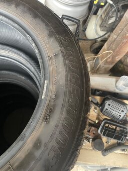 205/60 R16 - 3