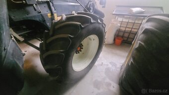 New Holland CX8080 Elevation - 3