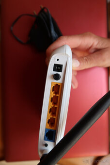 Router TP-LINK - 3