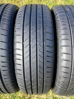 Bridgestone 185/65/15 Letní pneu - 3