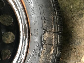 Prodám na Škoda 4x disky s pneu 5x112 R15 zimní. - 3