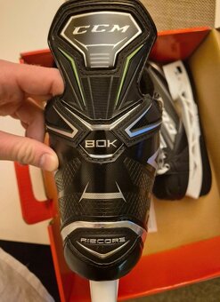 Brusle CCM Ribcor 80K Nove - 3