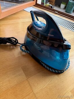 Philips PerfectCare Compact – parní žehlička s generátorem - 3