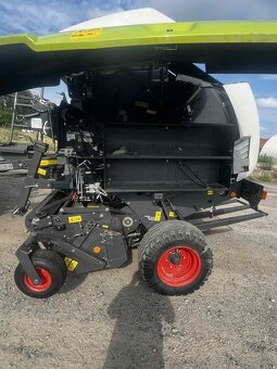 Lis Claas Variant 365 RC s variabilní komorou - 3