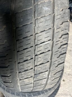 Pneu 235/65/16c - 3