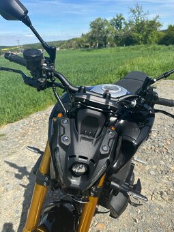 YAMAHA MT-09SP - 3