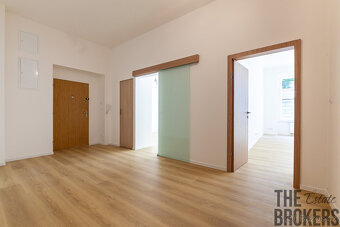 Prodej bytu 3+KK, 105 m² – Pernerova, Karlín - 3