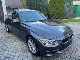 BMW ŘADA 3 F30 2.0D 135KW•AT•2015•LUXURY•HUD•Kessy•Adaptiv - 3