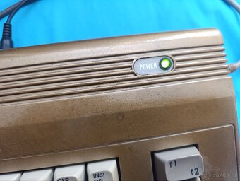 PC Commodore C64 + příslušenství - 3