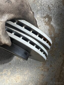 nové přední brzdy ford focus 1 - 3