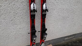 Kvalitní carvingové lyže Völkl 148 cm - 3