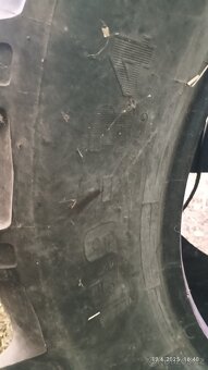 Traktorové pneu 16,9 R34 - 3