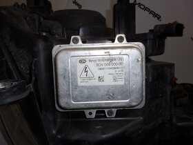 levé přední světlo xenon EU pro Chrysler Voyager RT 08-10 - 3