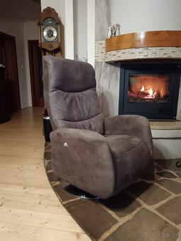 Otočné relaxační křeslo - 3
