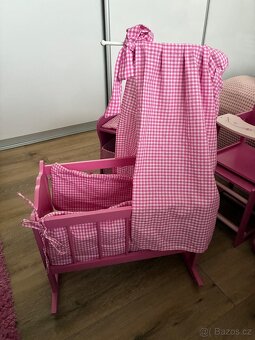 Krasny dreveny nabytek pro panenku- miminko - 3