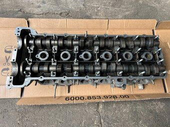BMW E36 M3 3,0 S50B30 hlava motoru - 3