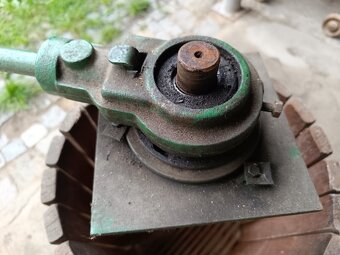 Ruční lis na ovoce - 3