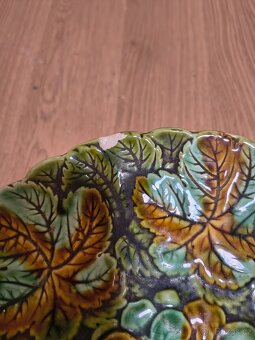 Nástolec s talířky - 3