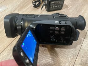 FullHD kamera JVC GZ-HD7E - 3