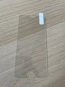 NOVÉ - Ochranné sklo na Iphone 8 (4 ks) - 3