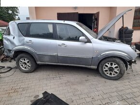 Ssangyong Rexton 2.7 xdi 121 kw, manuál - 3