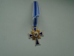 NĚMECKÉ VYZNAMENANÍ PRO MATKY ZLATÝ STUPEŇ - 3