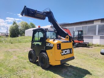 Smykem řízený nakladač JCB Robot 155 - 3