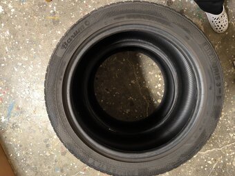 Pneu Barum Bravuris 3HM 235/45 R17 94Y - 3