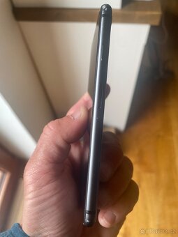 iPhone 8 64G, black - 3