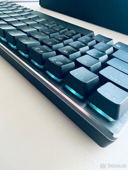 Herní klávesnice Cooler Master SK622 - bezdrátová - 3