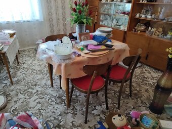 Dědictví – nábytek, porcelán, skleničky, vázy … - 3