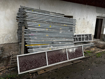 Prodám rámové pozinkované lešení – kompletní sestava - 3