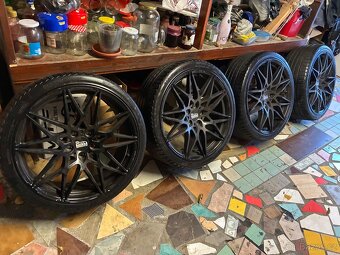 Alu kola MAM R20 - 3