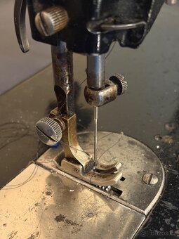 Funkční šlapací šicí stroj PHOENIX (cca 40. léta) - 3