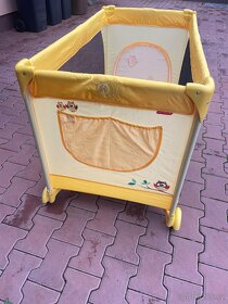 Skládací dětská postýlka s matrací - 3