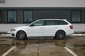 Škoda Octavia Combi 2.0 TDI RS DSG 4x4 - 3