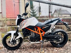 KTM DUKE 690 1maj. - TOP - 3