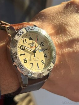 Seiko 5 Sports / béžový ciferník - 3