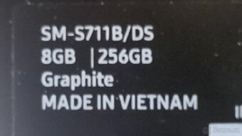 nový Samsung Galaxy S23 FE (S711B), 8GB/256GB Graphite - 3