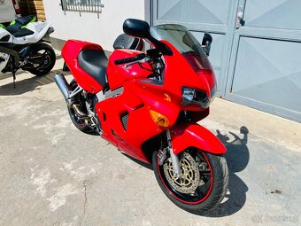 Honda VFR 800, možnost splátek a protiúčtu - 3