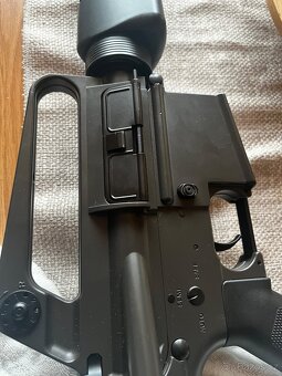 Airsoft zbraň m16 - 3