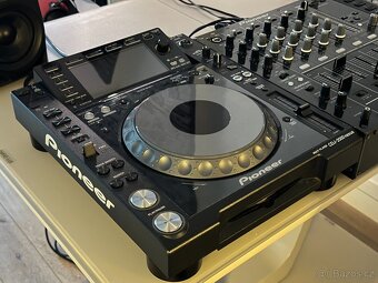 CDJ 2000 Nexus + DJM 700 - 3