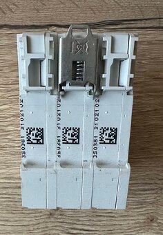 Přepínač skupinový Hager SFT340 3P 40A - 3
