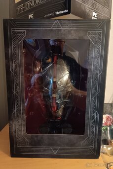 Dishonored 2 Collectors Edition - 3